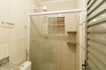 Banheiro de casa para alugar com 1 quarto, 40m² em Jardim Joana D’arc, São Paulo