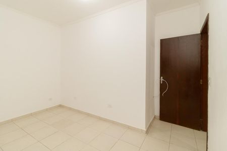 Quarto de casa para alugar com 1 quarto, 40m² em Jardim Joana D’arc, São Paulo