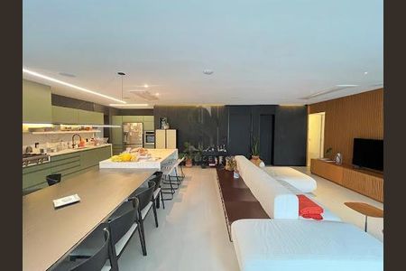 Apartamento à venda com 3 quartos, 143m² em Campo Belo, São Paulo