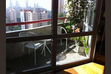 Apartamento à venda com 211m², 4 quartos e 4 vagas
