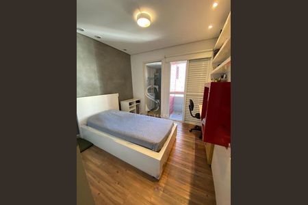 Apartamento à venda com 211m², 4 quartos e 4 vagas