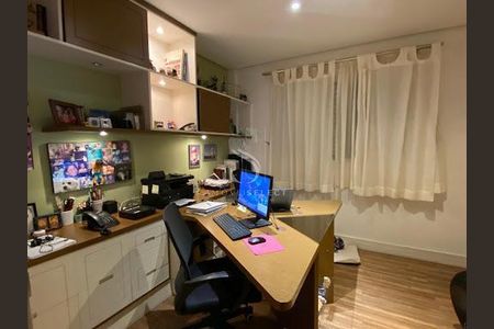 Apartamento à venda com 211m², 4 quartos e 4 vagas