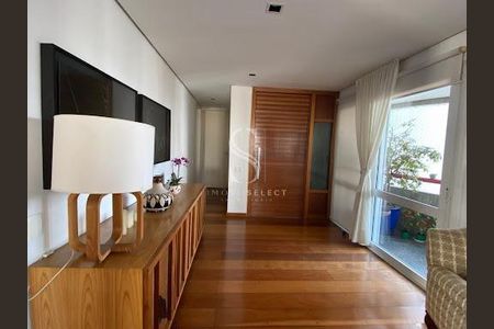 Apartamento à venda com 211m², 4 quartos e 4 vagas