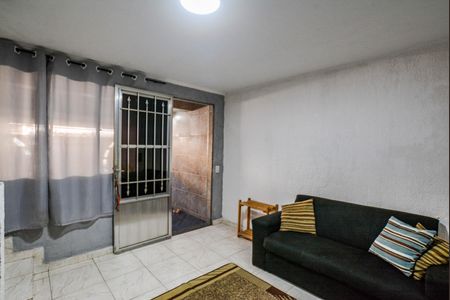Casa à venda com 79m², 2 quartos e 1 vaga Casa à venda com 79m², 2 quartos e 1 vagaSala