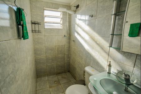 Casa à venda com 79m², 2 quartos e 1 vaga Casa à venda com 79m², 2 quartos e 1 vagaBanheiro