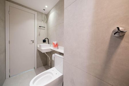 Apartamento para alugar com 34m², 2 quartos e sem vagaBanheiro