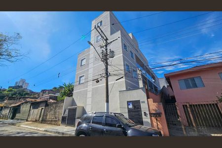 Apartamento para alugar com 42m², 2 quartos e sem vagaFachada