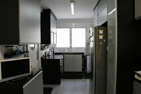 Apartamento à venda com 2 quartos, 177m² em Moema, São Paulo