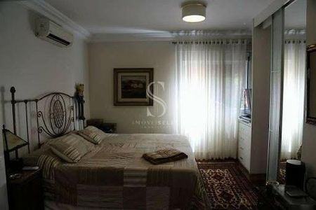 Apartamento à venda com 2 quartos, 177m² em Moema, São Paulo