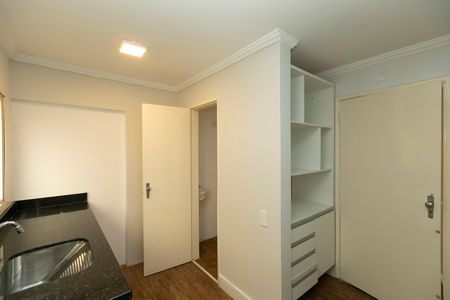 Apartamento à venda com 42m², 1 quarto e 1 vaga Apartamento à venda com 42m², 1 quarto e 1 vagaCOZINHA E ÁREA DE SERVIÇO
