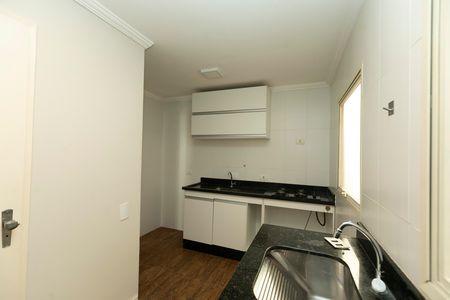 Apartamento à venda com 42m², 1 quarto e 1 vaga Apartamento à venda com 42m², 1 quarto e 1 vagaCOZINHA E ÁREA DE SERVIÇO