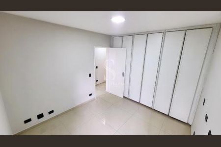 Apartamento à venda com 394m², 4 quartos e 2 vagas