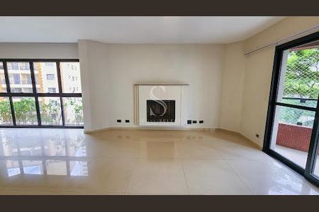 Apartamento à venda com 394m², 4 quartos e 2 vagas