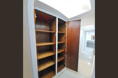 Apartamento à venda com 394m², 4 quartos e 2 vagas