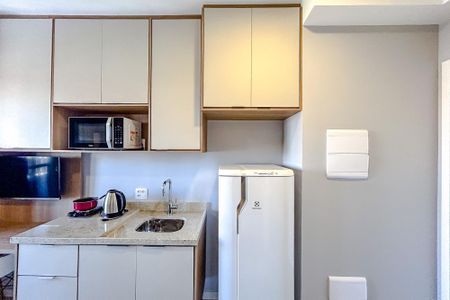 Studio para alugar com 24m², 1 quarto e sem vagaCozinha - Armários