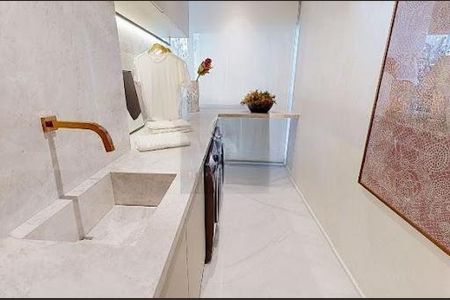 Apartamento à venda com 4 quartos, 251m² em Moema, São Paulo