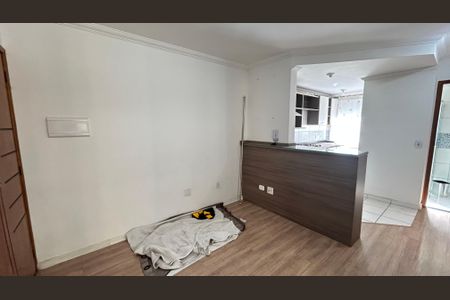 Sala de apartamento para alugar com 2 quartos, 43m² em Jardim Silvestre, Guarulhos