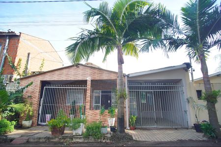 Casa à venda com 186m², 3 quartos e 1 vagaFachada