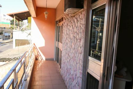 Casa para alugar com 233m², 3 quartos e 2 vagas Casa para alugar com 233m², 3 quartos e 2 vagasVarando dos Quartos - 2° Pavimento