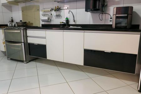 Casa para alugar com 233m², 3 quartos e 2 vagas Casa para alugar com 233m², 3 quartos e 2 vagasCozinha - 1º Pavimento
