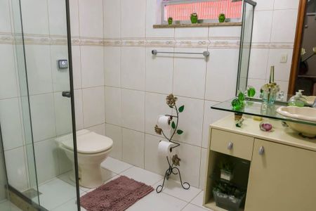 Casa para alugar com 233m², 3 quartos e 2 vagas Casa para alugar com 233m², 3 quartos e 2 vagasBanheiro - 1º Pavimento