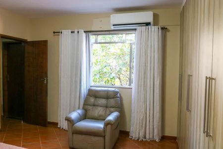 Casa para alugar com 233m², 3 quartos e 2 vagas Casa para alugar com 233m², 3 quartos e 2 vagasQuarto Suite - 2º Pavimento