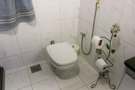Casa para alugar com 233m², 3 quartos e 2 vagas Casa para alugar com 233m², 3 quartos e 2 vagasBanheiro - 2º Pavimento