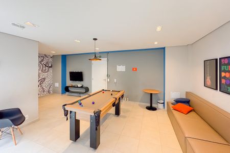 Apartamento à venda com 37m², 2 quartos e 1 vaga Apartamento à venda com 37m², 2 quartos e 1 vagaSalão de Jogos