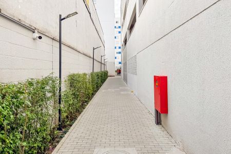 Apartamento à venda com 37m², 2 quartos e 1 vaga Apartamento à venda com 37m², 2 quartos e 1 vagaEntrada