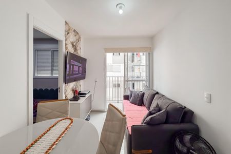 Apartamento à venda com 37m², 2 quartos e 1 vaga Apartamento à venda com 37m², 2 quartos e 1 vagaSala