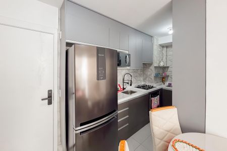 Apartamento à venda com 37m², 2 quartos e 1 vaga Apartamento à venda com 37m², 2 quartos e 1 vagaCozinha e Área de Serviço