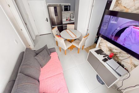 Apartamento à venda com 37m², 2 quartos e 1 vaga Apartamento à venda com 37m², 2 quartos e 1 vagaSala