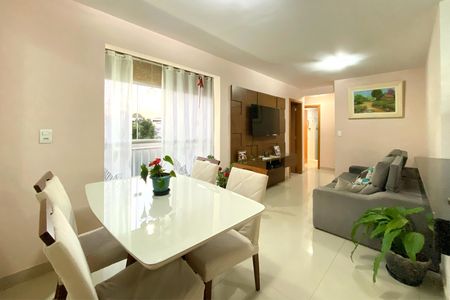 Sala de apartamento à venda com 3 quartos, 78m² em Goiânia, Belo Horizonte