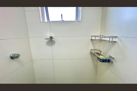 Apartamento para alugar com 44m², 2 quartos e 1 vagaBanheiro 