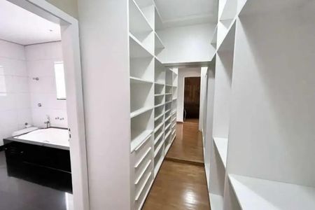 Casa para alugar com 4 quartos, 375m² em Carmo, Belo Horizonte