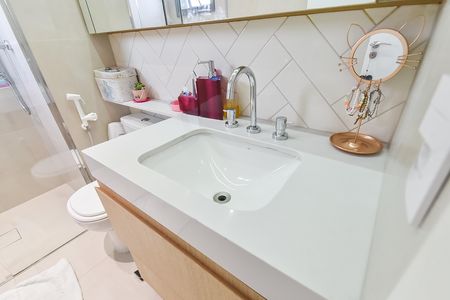 Apartamento à venda com 148m², 3 quartos e 2 vagas Apartamento à venda com 148m², 3 quartos e 2 vagasBanheiro da suíte 3