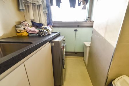 Apartamento à venda com 148m², 3 quartos e 2 vagas Apartamento à venda com 148m², 3 quartos e 2 vagasÁrea de serviço