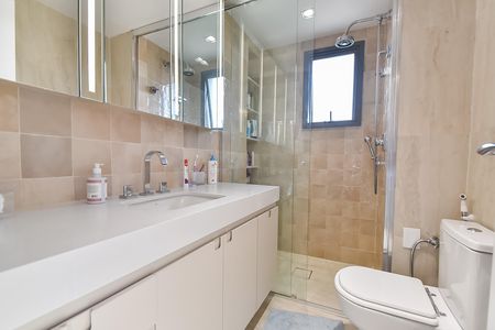 Apartamento à venda com 148m², 3 quartos e 2 vagas Apartamento à venda com 148m², 3 quartos e 2 vagasBanheiro da suíte 1