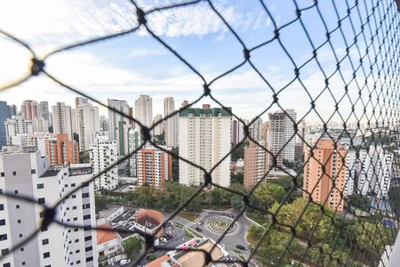 Apartamento à venda com 148m², 3 quartos e 2 vagas Apartamento à venda com 148m², 3 quartos e 2 vagasVaranda