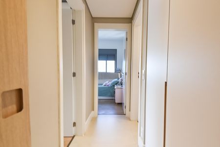 Apartamento à venda com 148m², 3 quartos e 2 vagas Apartamento à venda com 148m², 3 quartos e 2 vagasCorredor