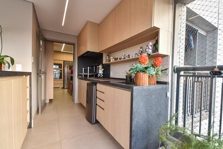 Apartamento à venda com 148m², 3 quartos e 2 vagas Apartamento à venda com 148m², 3 quartos e 2 vagasVaranda