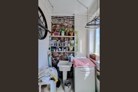 Apartamento à venda com 69m², 3 quartos e 1 vagaÁrea de Serviço