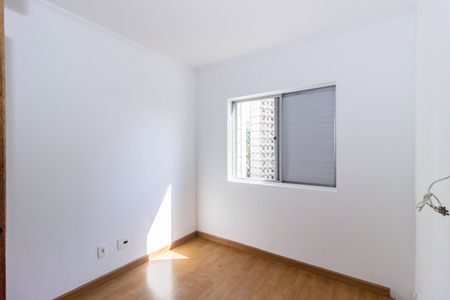 Quarto 1 de apartamento para alugar com 2 quartos, 56m² em Jardim Iris, São Paulo