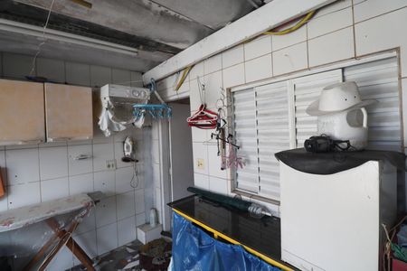 Casa à venda com 96m², 3 quartos e sem vagaÁrea de Serviço