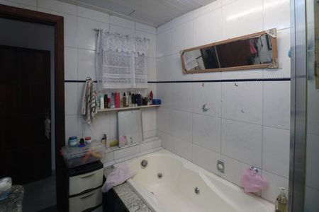 Casa à venda com 96m², 3 quartos e sem vagaBanheiro da Suíte