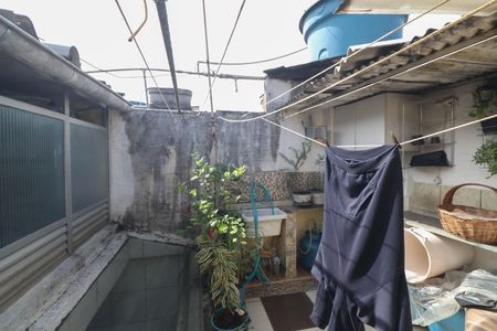 Casa à venda com 96m², 3 quartos e sem vagaÁrea de Serviço