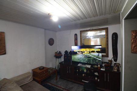 Casa à venda com 96m², 3 quartos e sem vagasala 