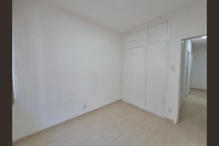 Apartamento para alugar com 90m², 3 quartos e sem vaga