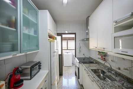 Apartamento à venda com 114m², 3 quartos e 2 vagasCozinha