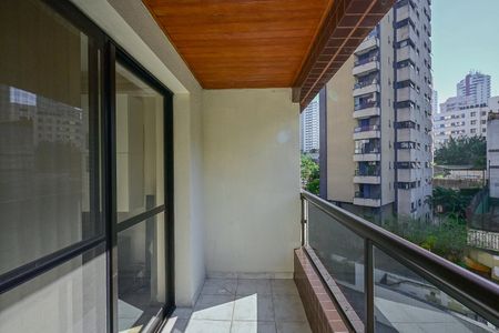 Apartamento à venda com 114m², 3 quartos e 2 vagasVaranda